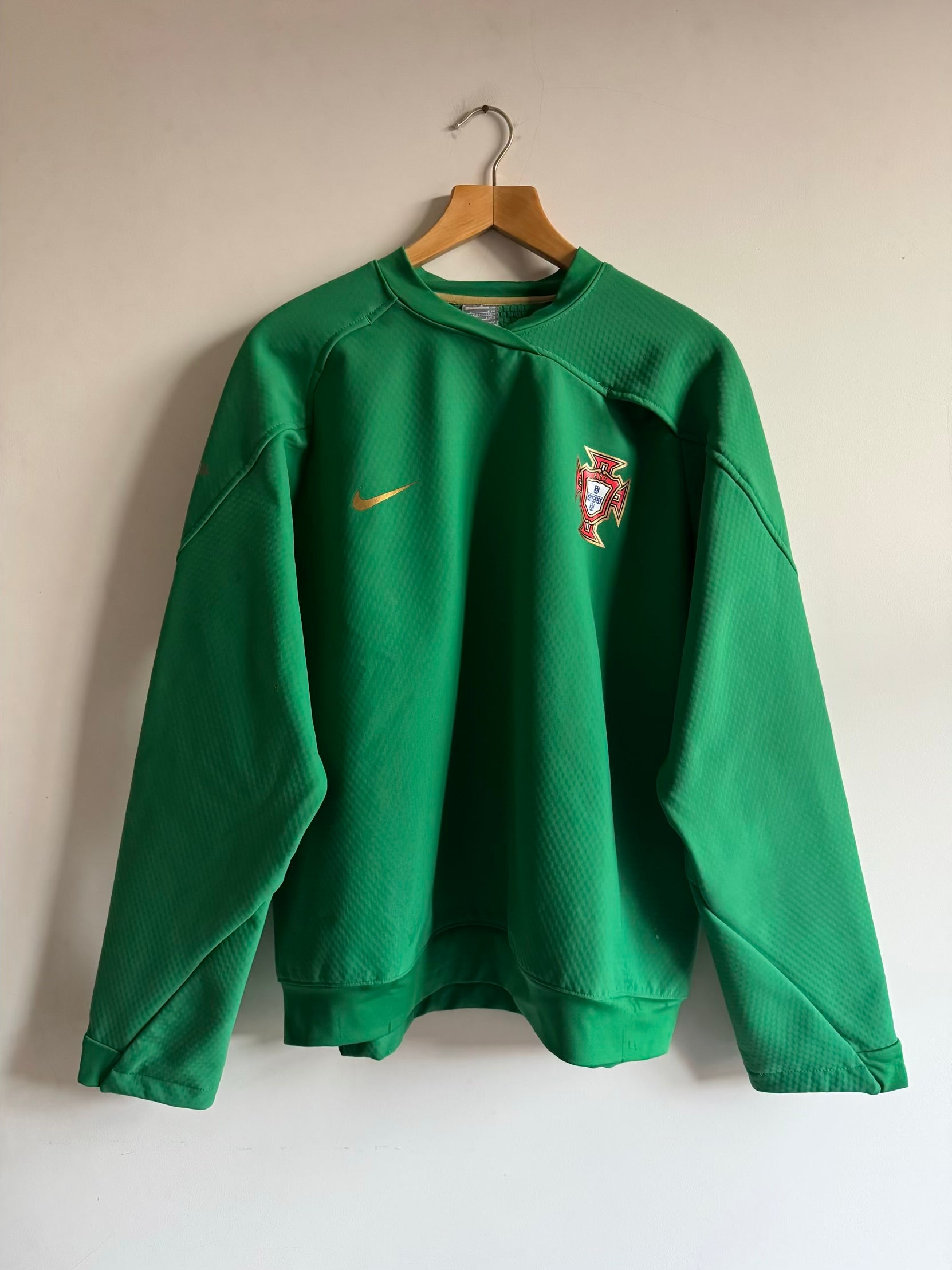 Portugal 🇵🇹 2008-09 Nike Sweatshirt