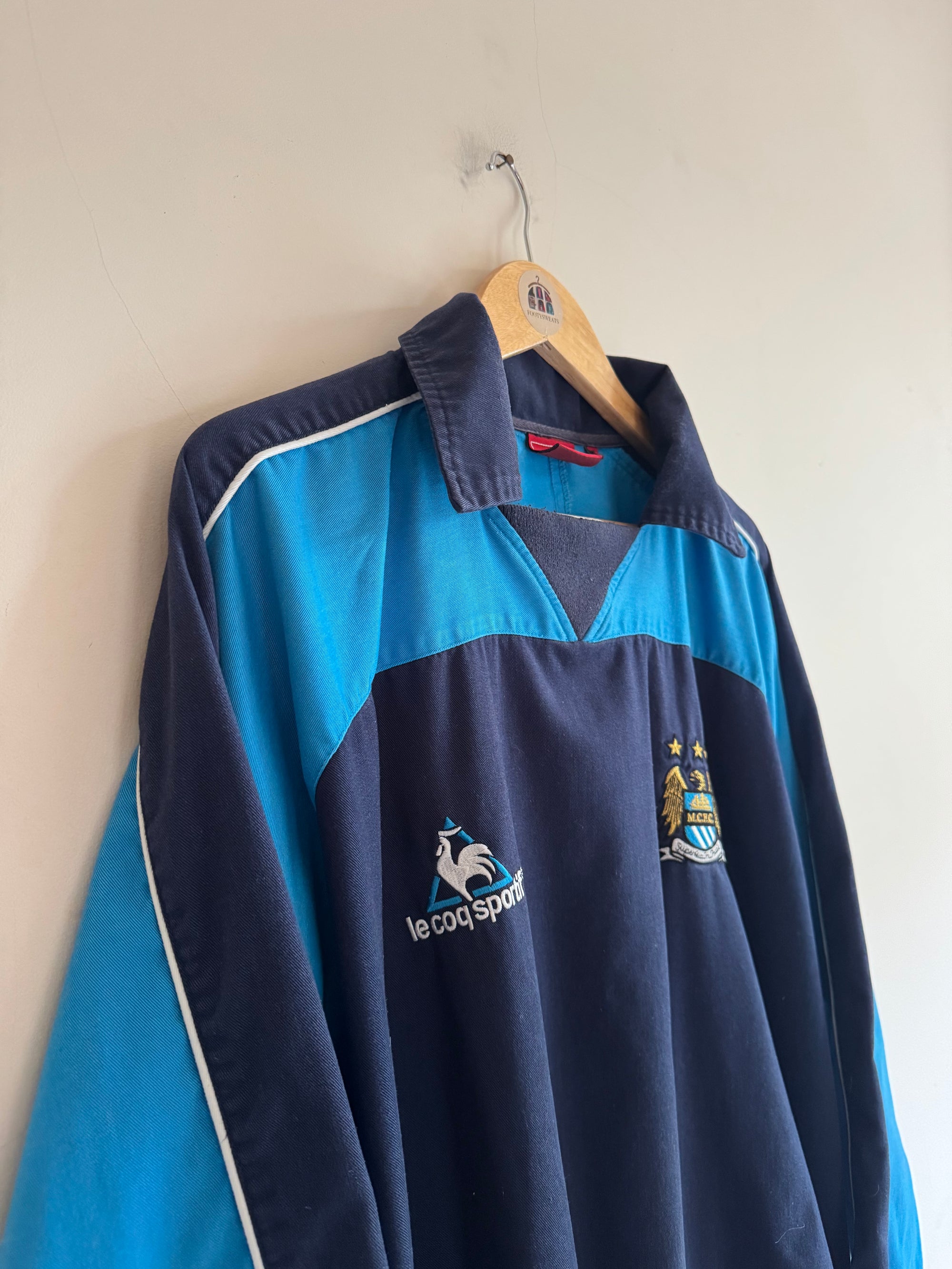 Manchester City 🏴󠁧󠁢󠁥󠁮󠁧󠁿 2002-03 Le Coq Sportif Drill
