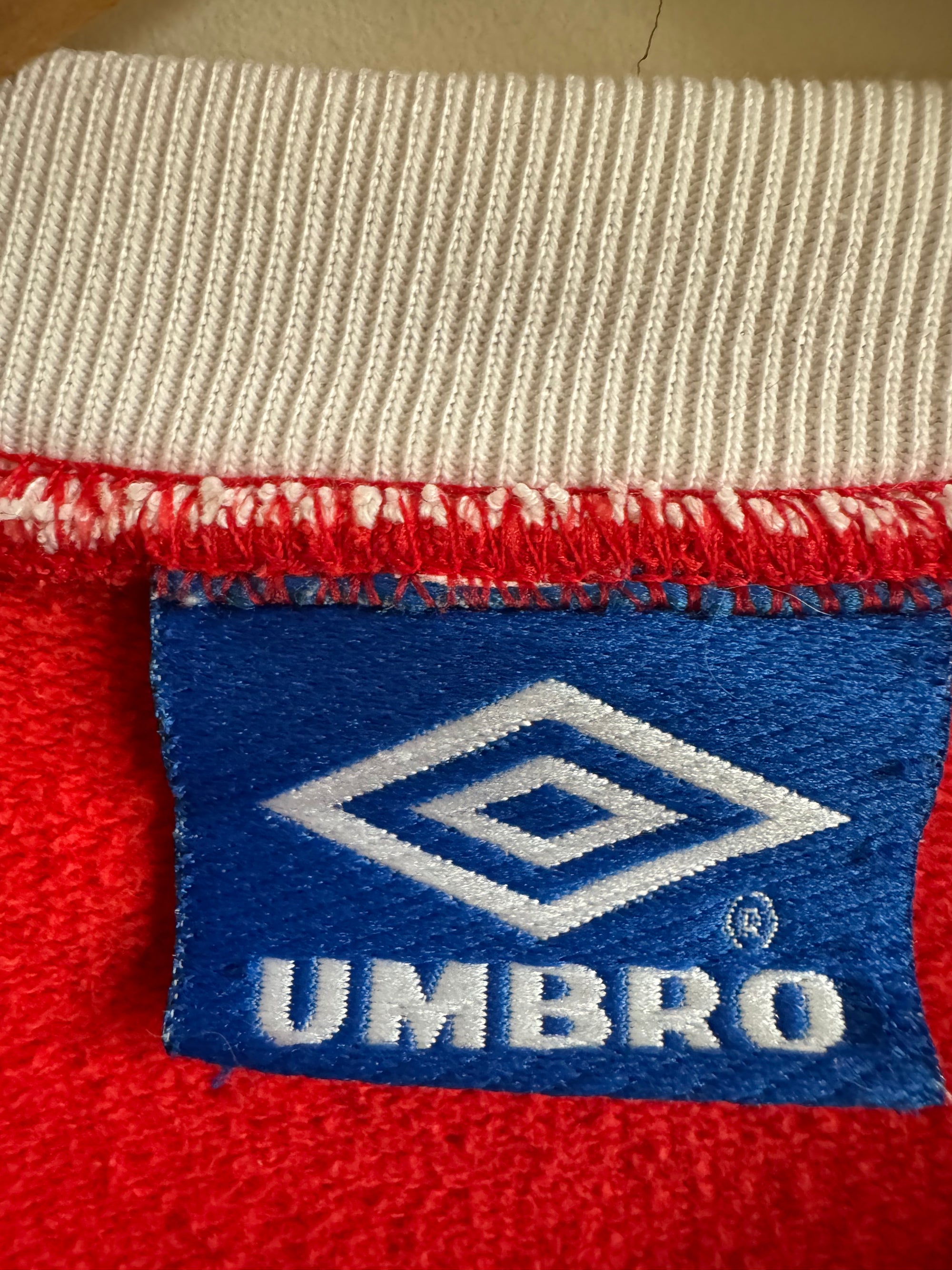 Liga Deportiva Universitaria de Quito 🇪🇨 1997-98 Umbro Sweatshirt