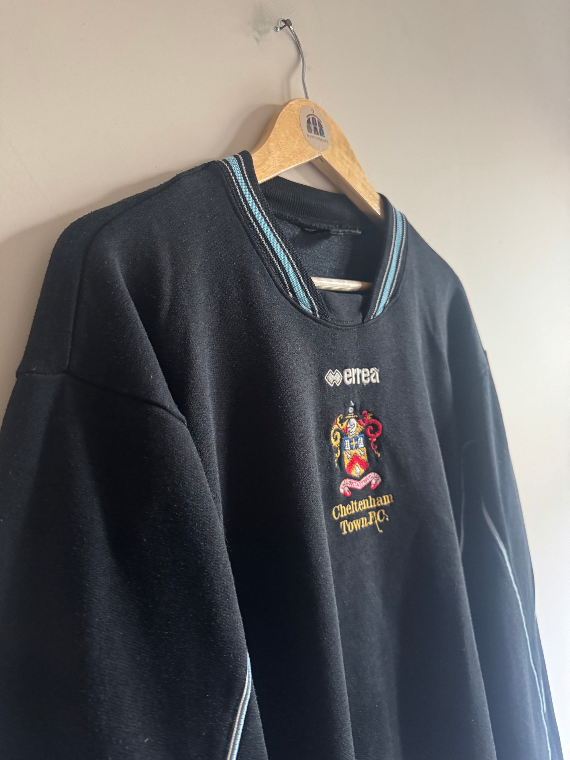 Cheltenham Town 🏴󠁧󠁢󠁥󠁮󠁧󠁿 2004-05 Errea Sweatshirt