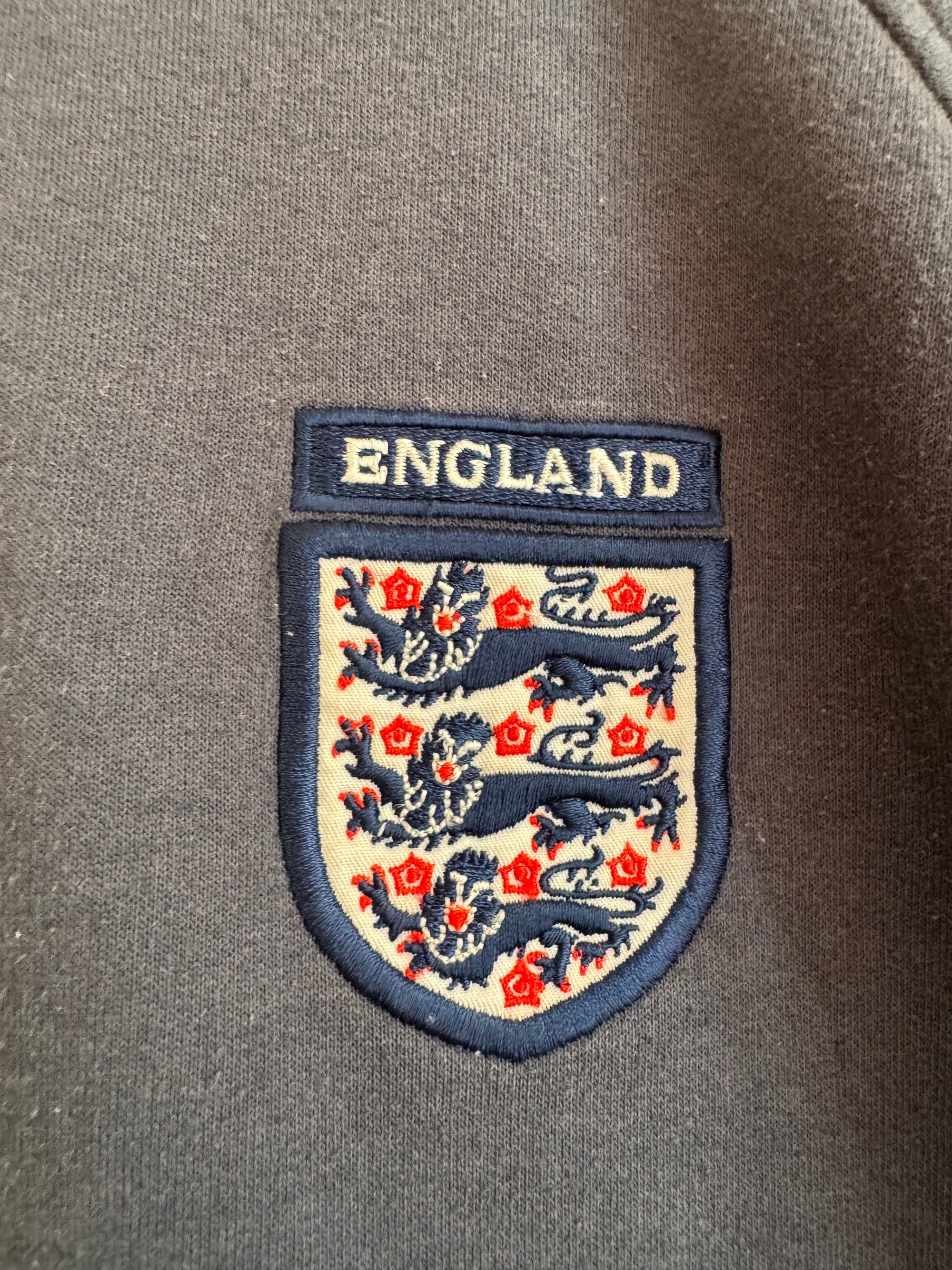 England 🏴󠁧󠁢󠁥󠁮󠁧󠁿 1998-99 Umbro Sweatshirt