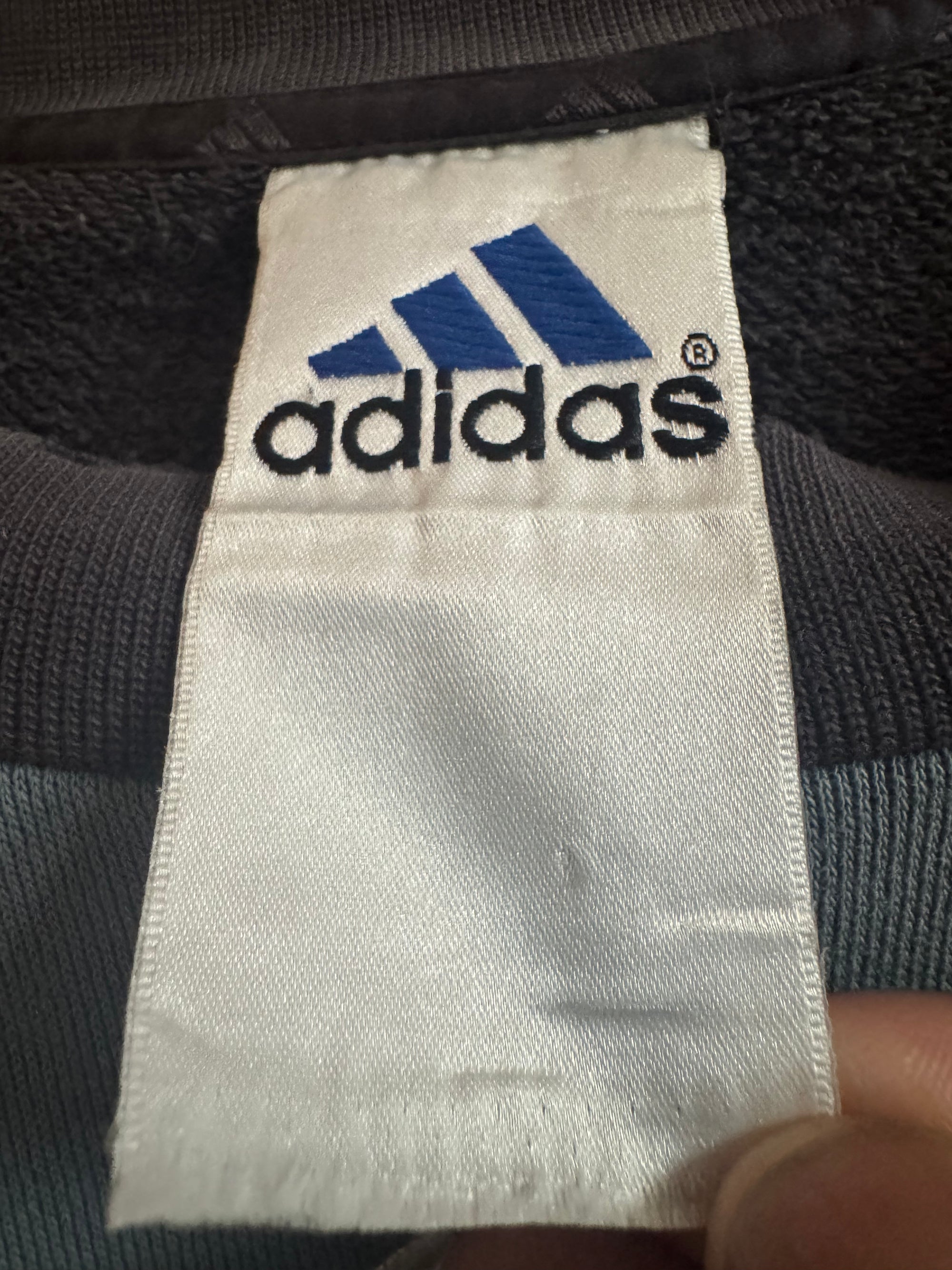 Real Madrid 🇪🇸 2001-02 Adidas Sweatshirt