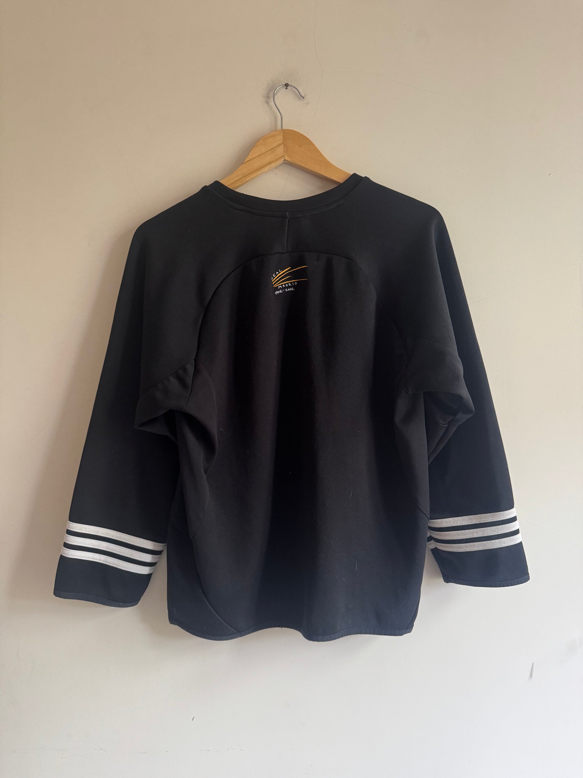 Real Madrid 🇪🇸 2001-02 Adidas Centenary Sweatshirt