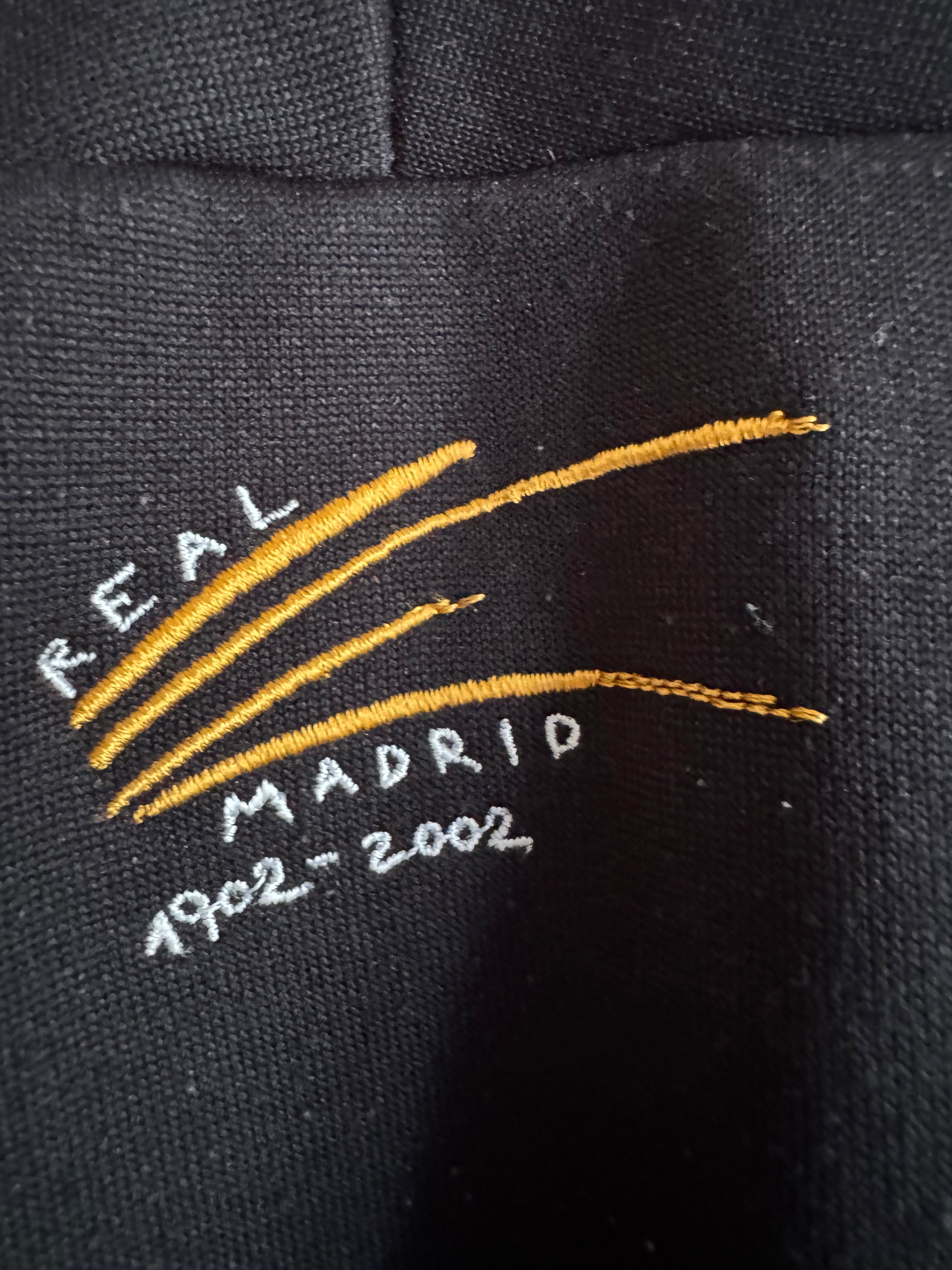 Real Madrid 🇪🇸 2001-02 Adidas Centenary Sweatshirt