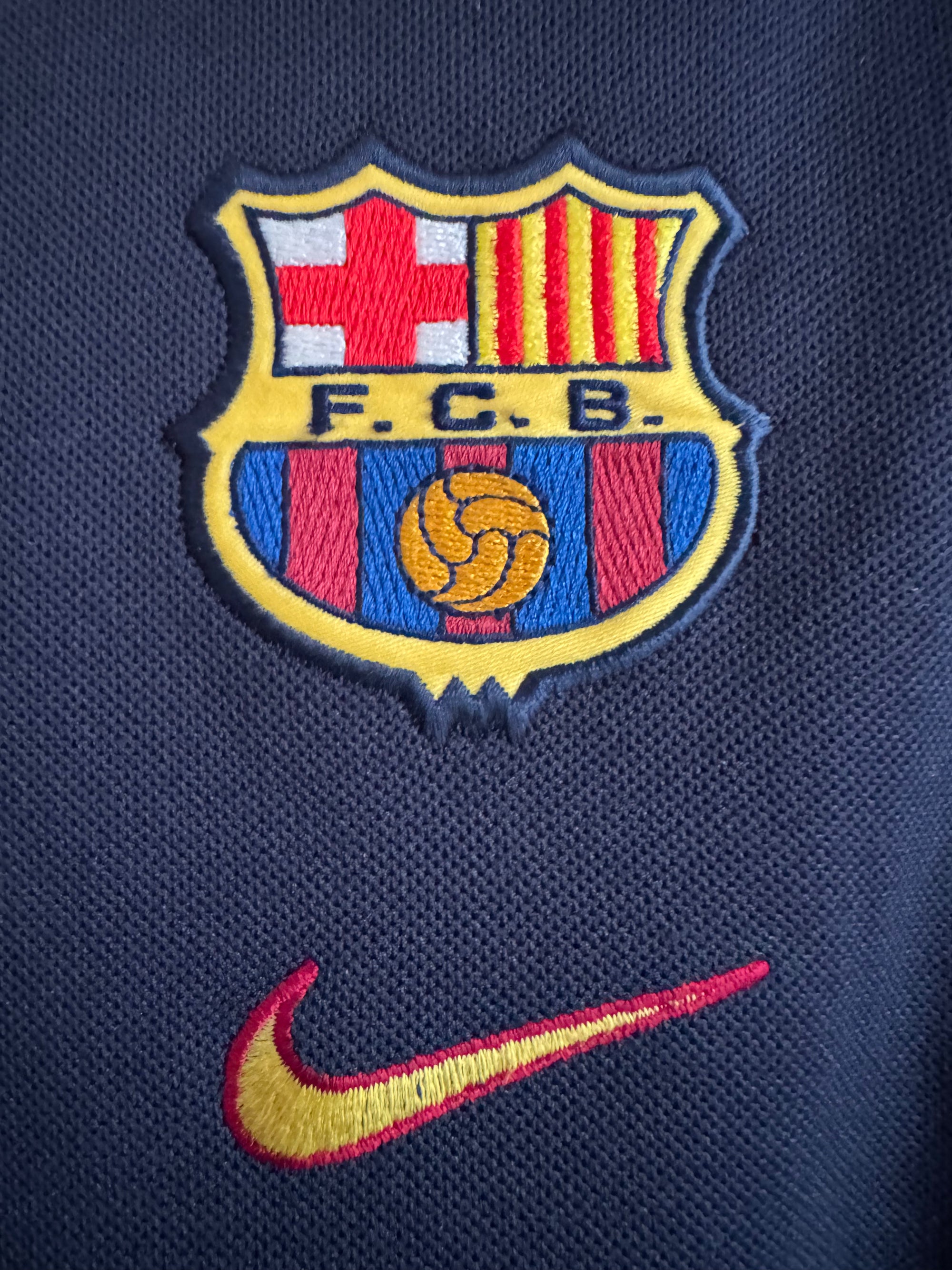 Barcelona 🇪🇸 1999-00 Nike Sweatshirt