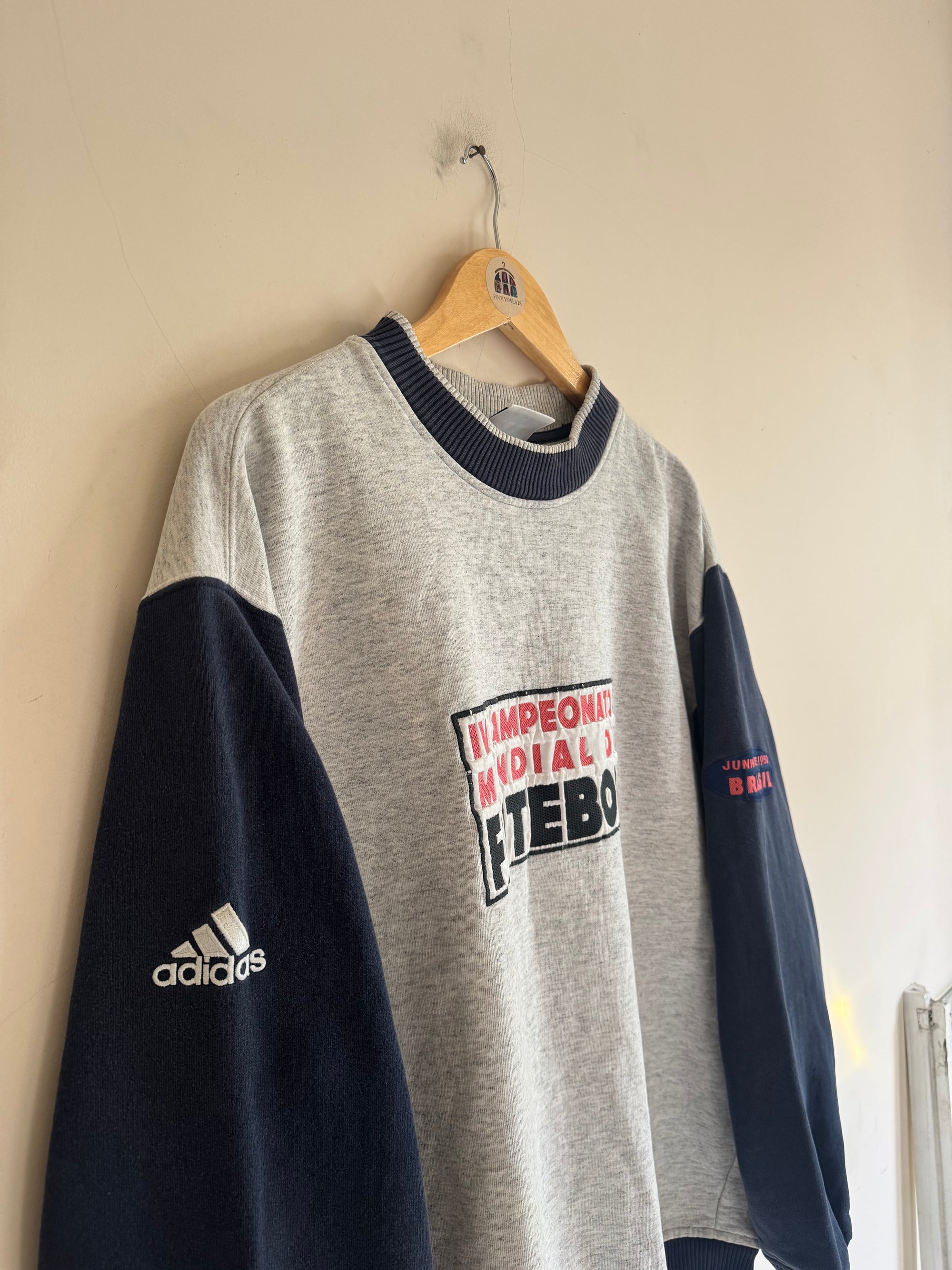 IV Campeonato Mundial de Futebol 🇧🇷 Adidas Sweatshirt