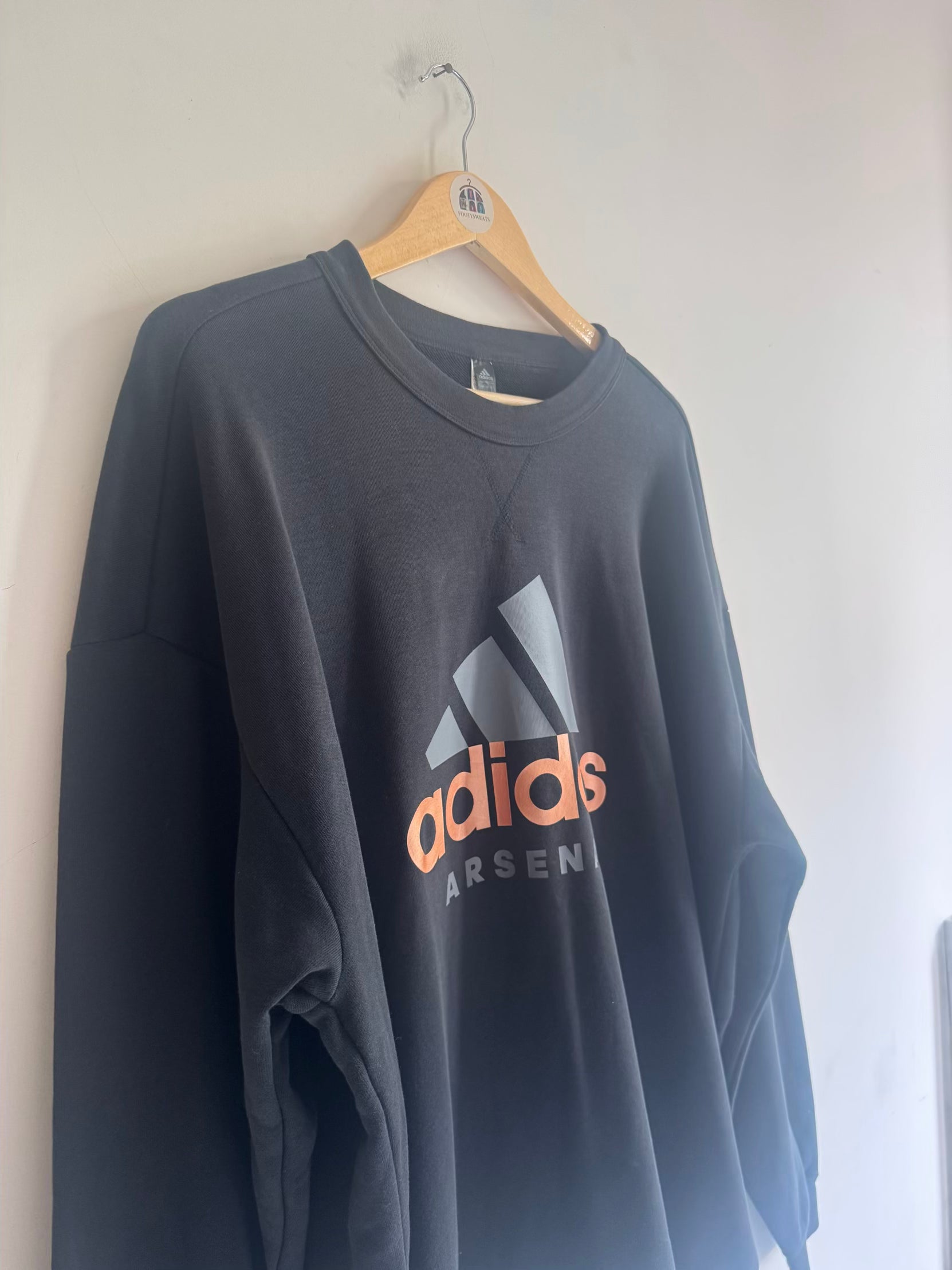 Arsenal 🏴󠁧󠁢󠁥󠁮󠁧󠁿 2022-23 Adidas Sweatshirt
