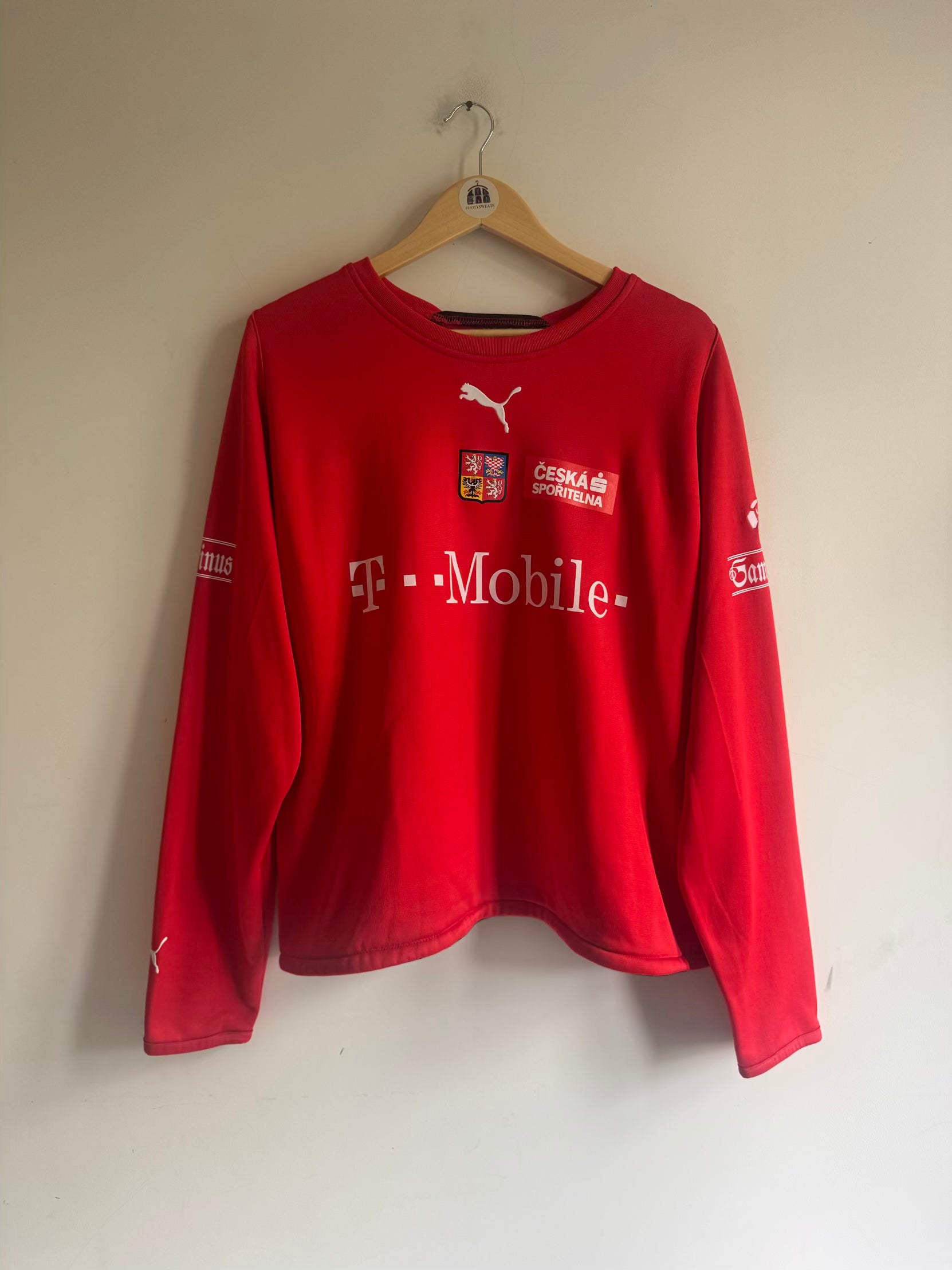 Czech Republic 🇨🇿 2004-05 Puma Sweatshirt (player issue)