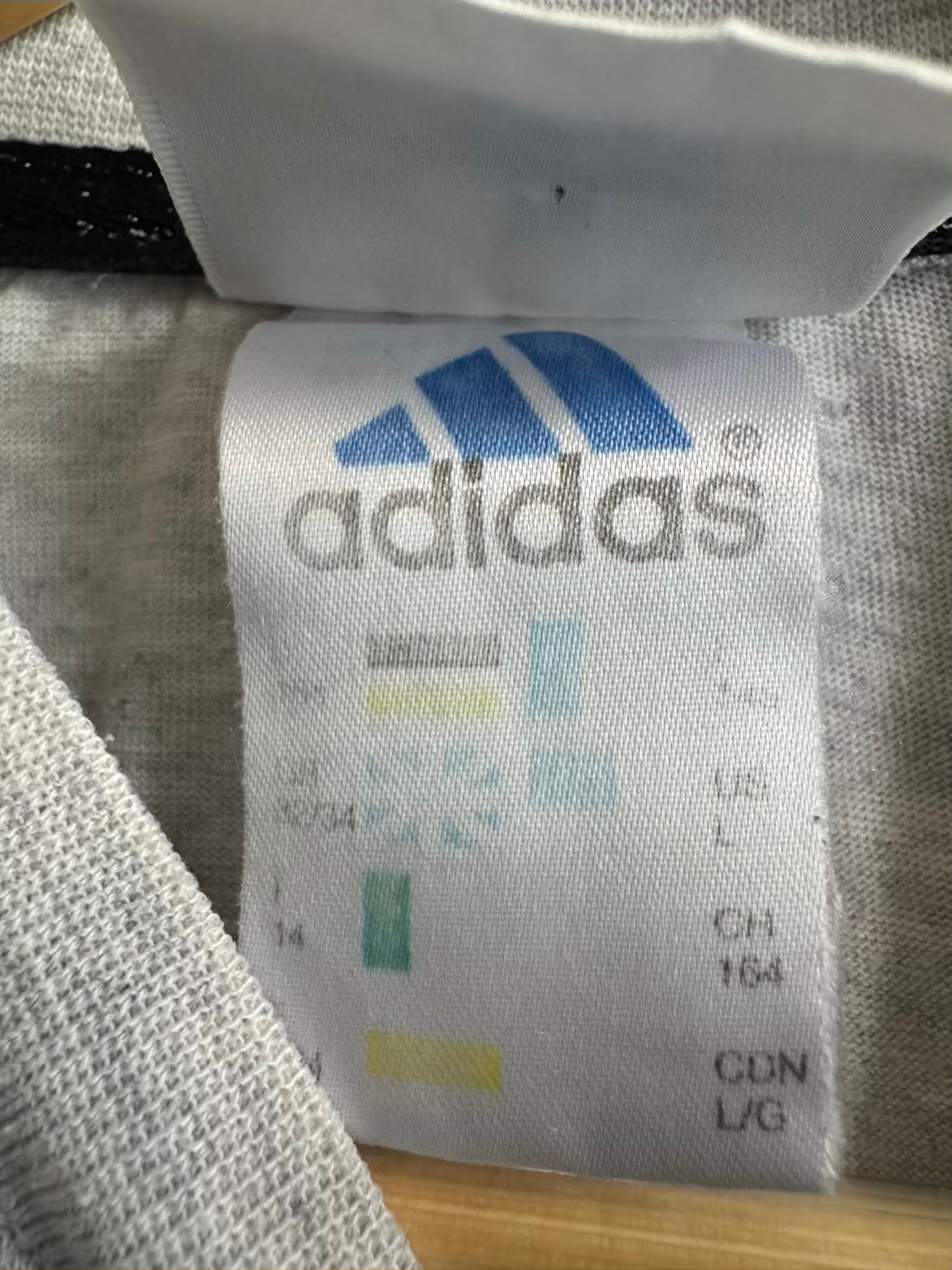 Newcastle United 🏴󠁧󠁢󠁥󠁮󠁧󠁿 1995-96 Adidas Training Tee