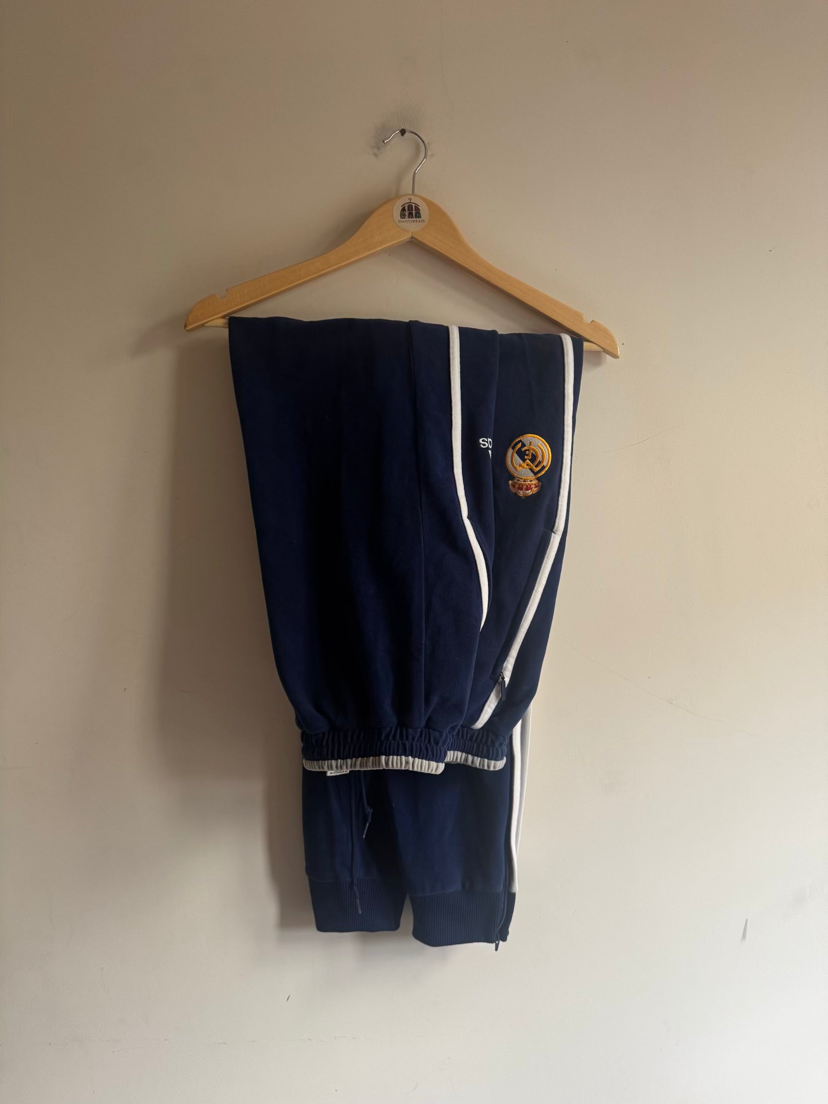 Real Madrid 🏴󠁧󠁢󠁥󠁮󠁧󠁿 2000-01 Adidas Tracksuit