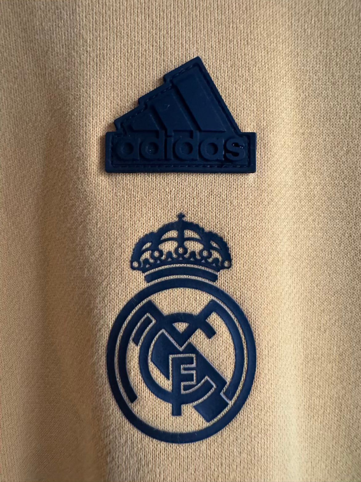 Real Madrid 🇪🇸 2023-24 Adidas Lifestyler Sweatshirt